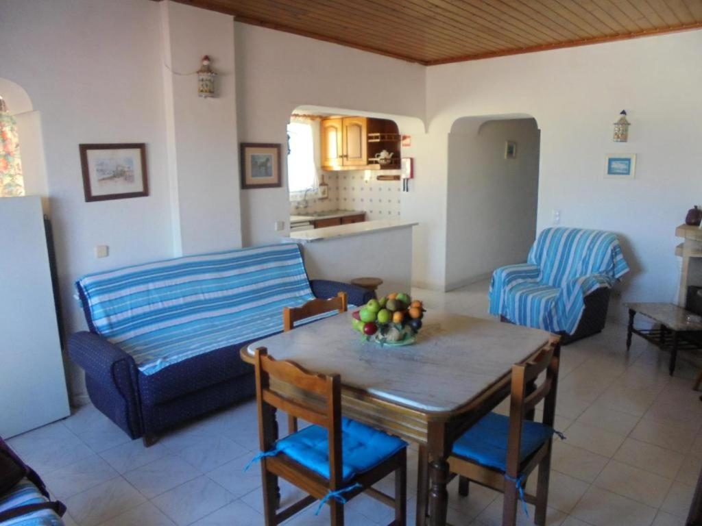 Appartamento Ema'S Beach And Nightlife House Lagos Esterno foto