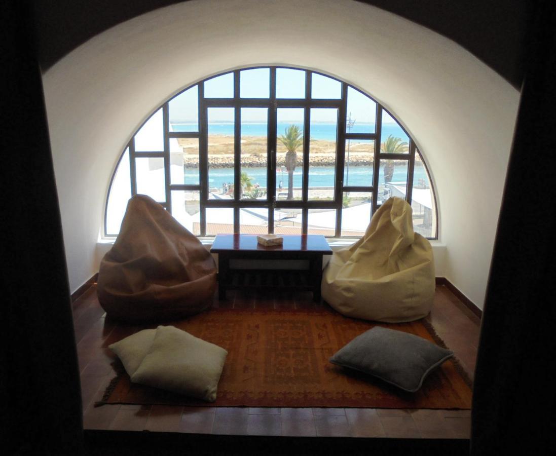 Appartamento Ema'S Beach And Nightlife House Lagos Esterno foto