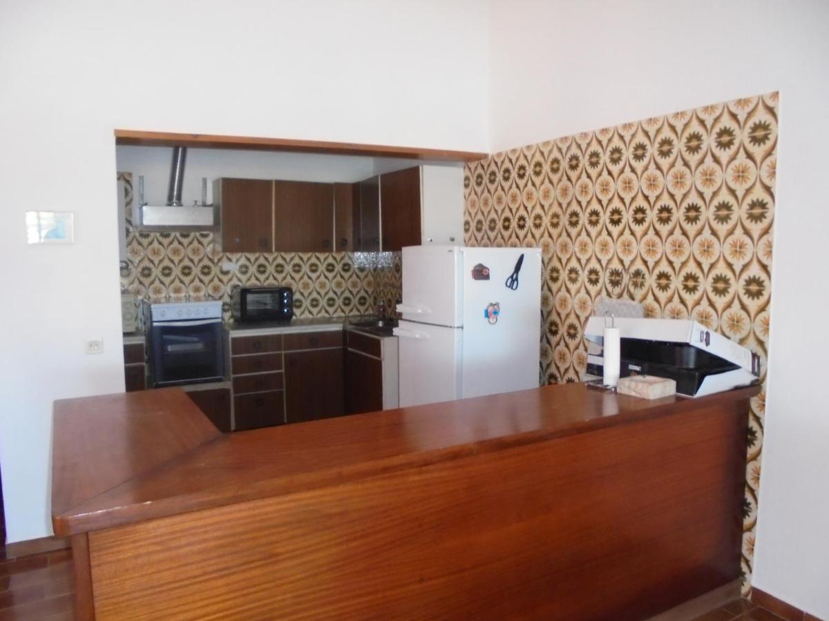 Appartamento Ema'S Beach And Nightlife House Lagos Esterno foto