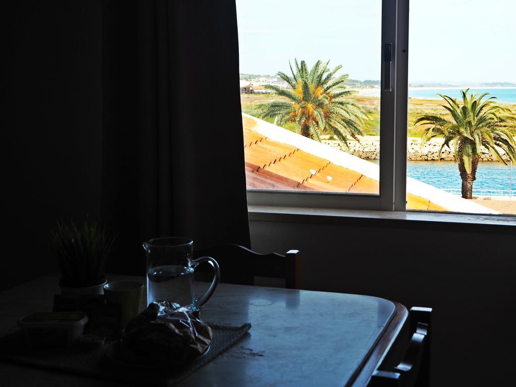 Appartamento Ema'S Beach And Nightlife House Lagos Esterno foto